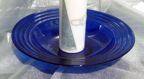Blauer Glasteller f�r Kerzen