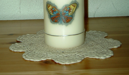 Unterlage unter Kerze, geh�kelt